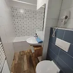 Panzio לינה וארוחת בוקר בלטונללה