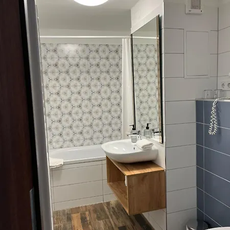 住宿加早餐酒店 Panzio *